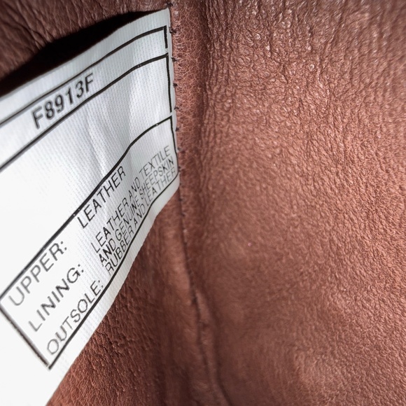 UGG Australia Conor Studs Boot 8.5 NWOT - Picture 10 of 16